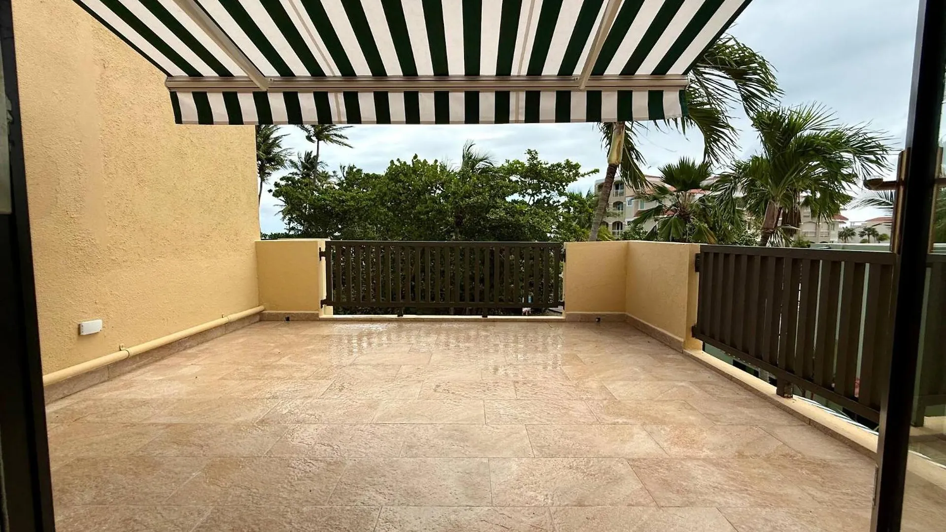 Charming Oceanview Property, Perfect For Families Humacao Puerto Rico